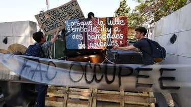 La direction de l'université Aix Marseille a annulé les examens ce lundi après le blocage du site.