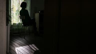Marie, victime de violences conjugales, dans son appartement dans le Lot-et-Garonne le 9 novembre 2022