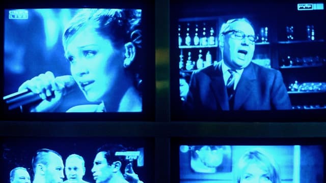 Des programmes de plus en plus trash et la diffusion des derniers épisodes de ses séries préférés en même temps qu'aux Etats-Unis: voilà l'avenir de la télé à court terme.
