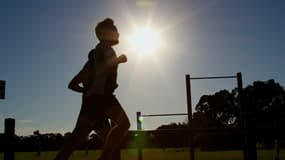Courir même 5 minutes serait bénéfique sur l'espérance de vie, selon une étude américaine publiée le 28 juillet 2014 (illustration)