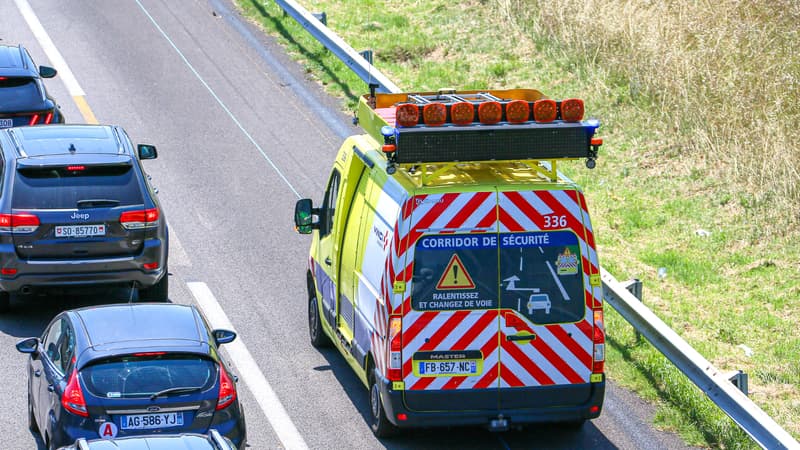 Un fourgon de patrouilleurs de sécurité de Vinci Autoroute en intervention. (Illustration)