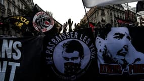 Manifestation le 14 septembre 2018 à Paris cinq ans après la mort de Clément Méric, dont le portrait est affiché sur une banderole