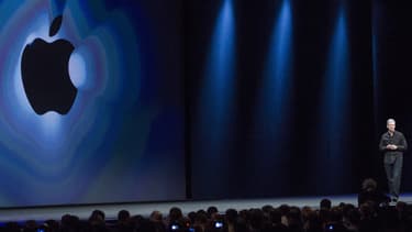 Tim Cook, PDG d'Apple, durant la keynote en 2013.
