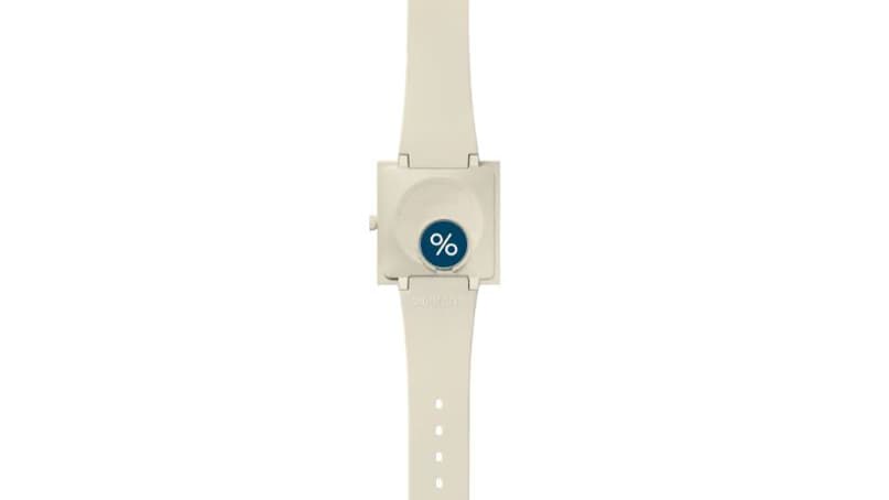 La montre Swatch avec son pourcentage au dos.