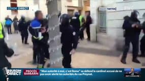 Commandant de police filmé en train de frapper des manifestants: "C'est quelqu'un de violent"
