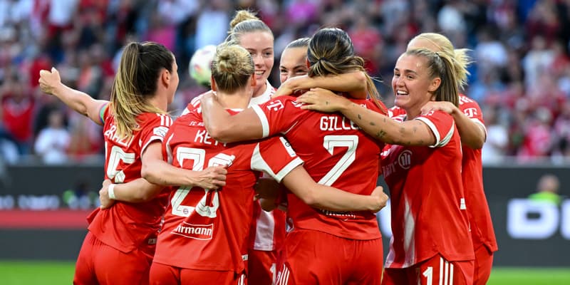 Les joueuses du Bayern Munich lors du premier match de Bundesliga féminine de la saison, 6 septembre 2025