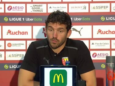 Lens 1-0 Lille : Leca retient "le succès 15 ans après" et pas "les chamailleries entre supporters"