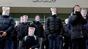 Une manifestation de soutien à Stéphane Guy devant Canal +