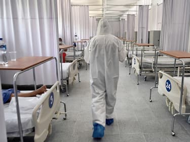 Un soignant dans un service Covid-19, à Mexico, le 22 juin 2020.