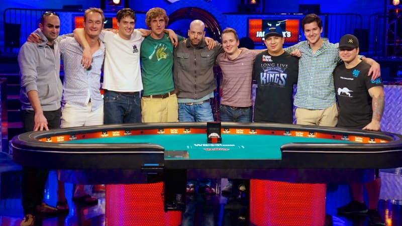 Les 9 finalistes du Main Event des WSOP 2013.