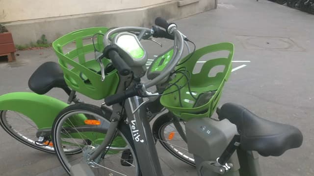 Outre son retard d'installation, le Vélib' souffre de nombreux bugs.