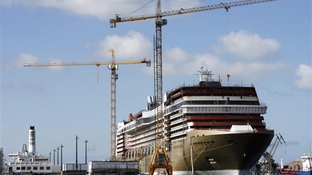Vue des chantiers navals STX de Saint-Nazaire (Loire-Atlantique). Deux nouveaux paquebots ont été commandés par l'armateur Viking Ocean Cruises à l'entreprise de construction navale. Ces deux bateaux, qui représentent un total de 4 millions d'heures de tr