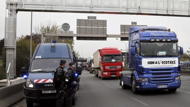 La suspension de l'écotaxe devrait coûter 173 millions d'euros à l'Etat français.