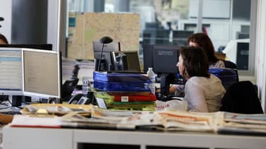 Les inégalités salariales persistent entre les femmes et les hommes.