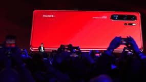 Huawei a vu ses ventes de smartphones en Europe reculer de 16% par rapport au deuxième trimestre 2018, avec 8,5 millions d'appareils vendus, ce qui ramène sa part de marché à 18,8%.
	
