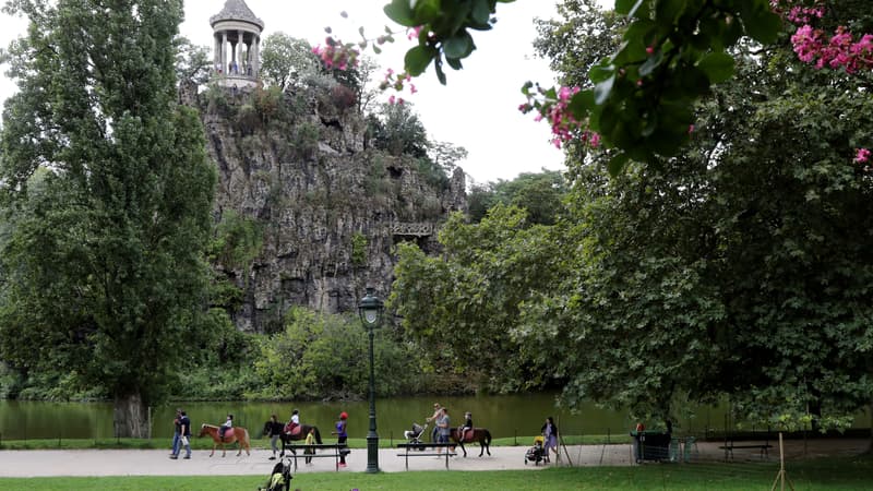 Le parc des Buttes-Chaumont à Paris. PHOTO D'ILLUSTRATION