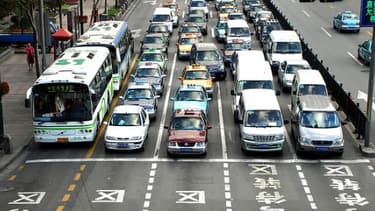 L'essor du marché de l'automobile en Chine tire la consommation de pétrole vers le haut.