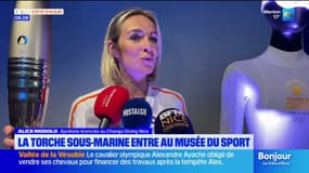 Nice: le musée national du sport expose la torche olympique sous-marine