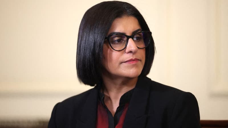 L'immigration nette a chuté de près de moitié au Royaume-Uni en 2025, la ministre de l'Intérieur se félicite de "réels progrès"
