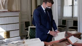 Emmanuel Macron au musée de la Marine à Paris le 10 juin 2021