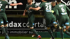 Mathieu Debuchy célèbre un but face à Amiens - AFP