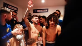 Les joueurs de Saint-Brieuc célébrant leur victoire face à l'OGC Nice en 8es de Coupe de France, le 5 février 2025