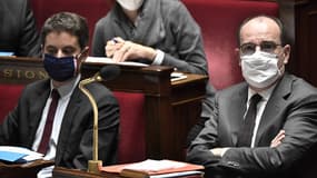 Le porte-parole du gouvernement, Gabriel Attal, et le Premier ministre Jean Castex, à l'Assemblée nationale le 3 novembre 2020