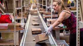 Amazon France crée 450 postes dans ses quatre centres de distribution, à Saran (Loiret), Lauwin-Planque (Nord), Montélimar (Drôme) et Sevrey (Saône-et-Loire), où 550 emplois en CDI ont déjà été créés. 