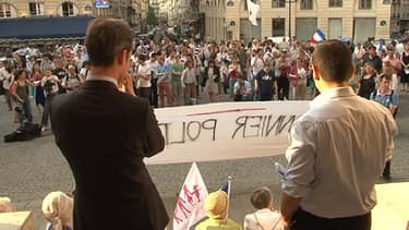 Près de 200 personnes se sont réunies mardi à l'appel de La Manif pour tous et du Printemps français