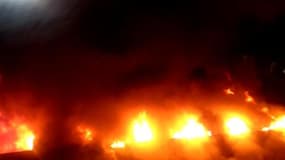 Spectaculaire incendie à Sarcelles  - Témoins BFMTV
