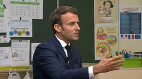 Emmanuel Macron à Poissy, le 5 mai 2020