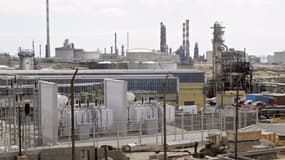 La raffinerie Petroineos de Martigues