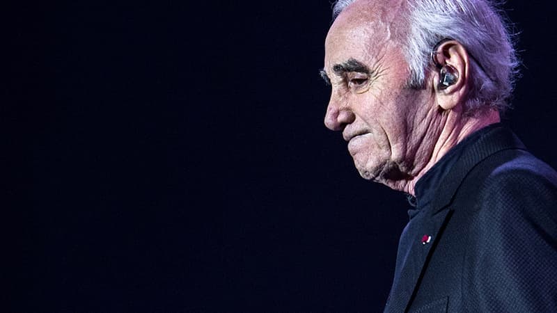 Charles Aznavour sur scène en janvier 2016