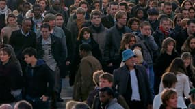 Les Français attendent à 33% de François Hollande qu'il prononce la dissolution de l'Assemblée nationale en vue d'élections législatives anticipées à la suite de l'affaire Cahuzac, tandis que 28% souhaitent un changement complet de gouvernement, selon un