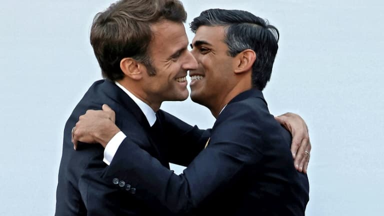 Le président français Emmanuel Macron et le Premier ministre britannique Rishi Sunak lors de la COP27 en Egypte le 7 novembre 2022