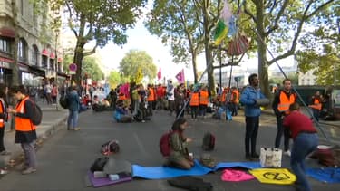 Les manifestants d'Extinction Rebellion, le 7 octobre 2019 dans le quartier de Châtelet à Paris.