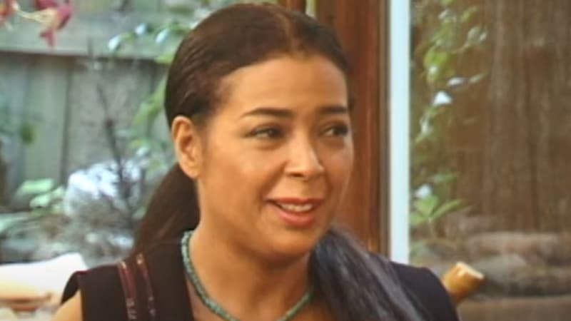 La chanteuse Irene Cara en 2011 dans l'émission "Profiles"