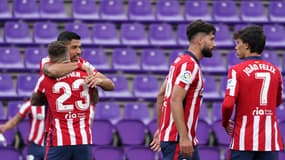 Luis Suarez célèbre son but face à Valladolid.