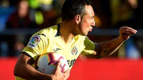 Après un début d'altercation, Santi Cazorla a obtenu des excuses de son adversaire Kennth Omeruo.