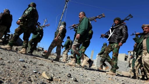 Forces kurdes et yazidi, en Iraq, le 13 novembre 2015