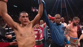 Boxe : la victoire de Benavidez face à Plant