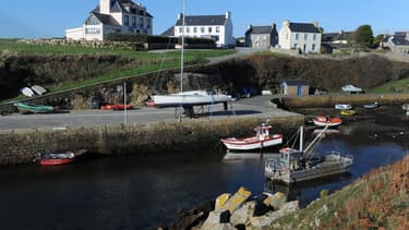 En septembre 2016, les trois îles d'Ouessant, Molène et Sein ont donné le coup d'envoi d'un programme qui doit leur permettre d'ici 2030 d'être exclusivement alimentées en énergies renouvelables.