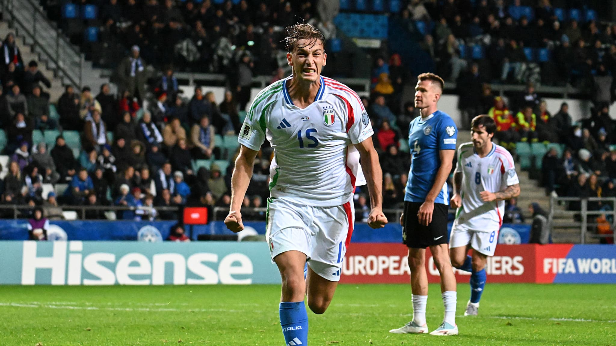 DIRECT. MERCATO: PIO ESPOSITO, LA PÉPITE DE L'ITALIE QUI MET LES CADORS EUROPÉENS EN ALERTE