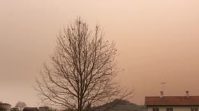 Nuage de poussières sahariennes à Brenat, dans le Puy-de-Dôm - Témoins BFMTV