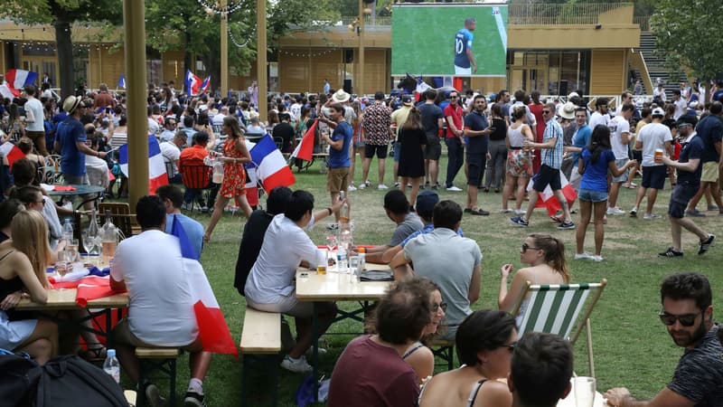 Les supporters parisiens peuvent regarder le match les pieds dans l'herbe au Petit Pré, à l'hippodrome de Longchamp.