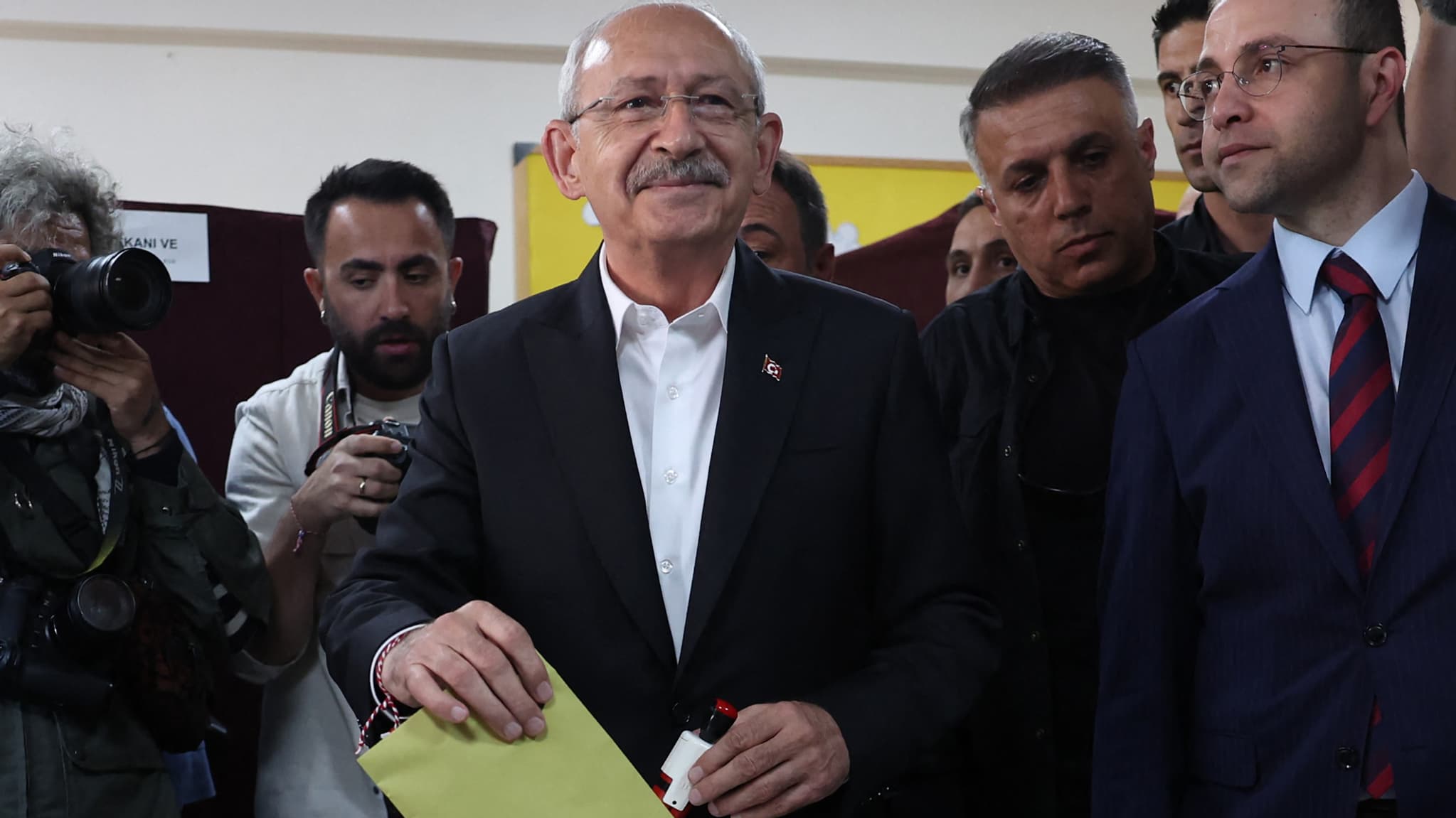 Kemal Kiliçdaroglu vote à Ankara pour le premier tour de la présidentielle turque, le 14 mai 2023