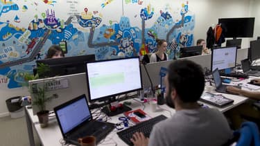 La fonction "BlaBlaHelp" est un "tchat" communautaire sur Internet qui permet aux membres les plus fidèles de Blablacar, appelés Helpers, d'aider les nouveaux utilisateurs dans la pratique du covoiturage.