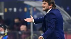 L'entraîneur de l'Inter Antonio Conte lors d'un match contre le Real Madrid en phase de groupes de la C1, le 25 novembre 2021 à Milan
