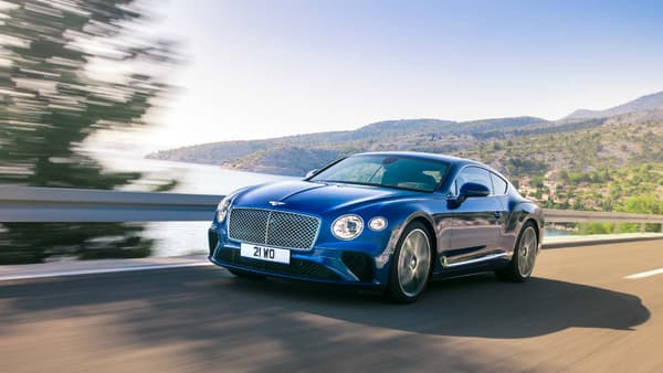 Bentley a renouvelé cette année son best-seller, la Continental GT. 