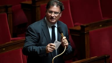 La permanence de Philippe Gosselin, député Droite Républicaine de la première circonscription de la Manche, a été taguée à Saint-Lô. 